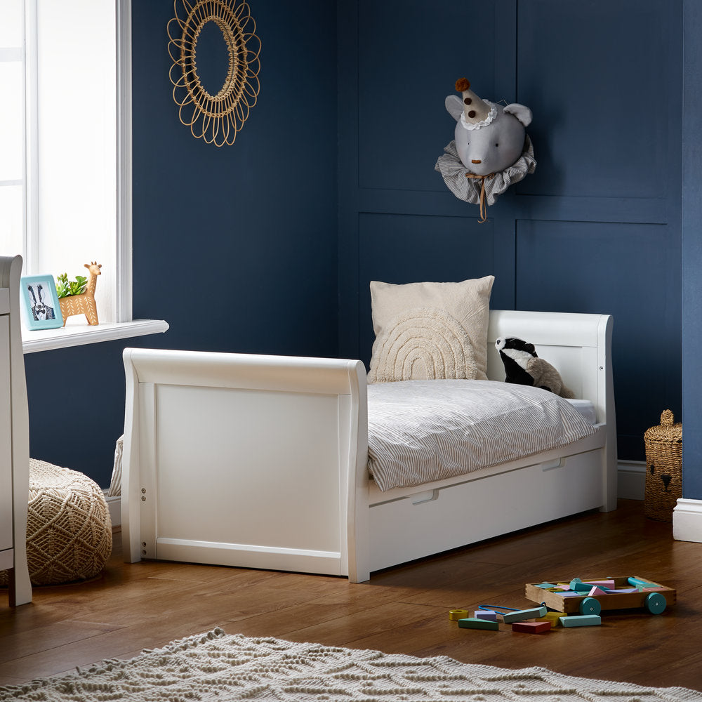 Stamford Classic Sleigh 2 Piece Room Set - White